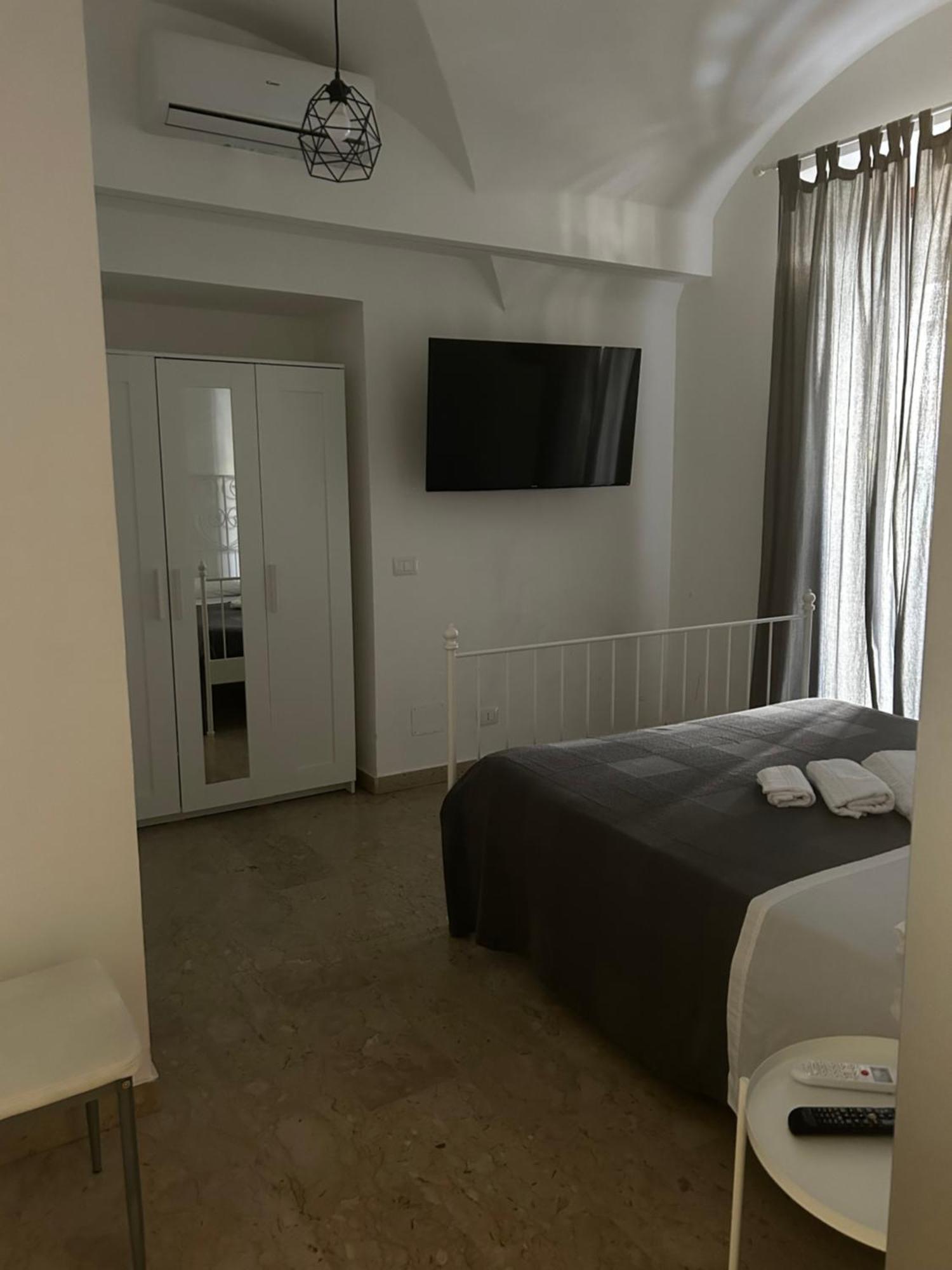 شقة G House 100 كاتانيا المظهر الخارجي الصورة